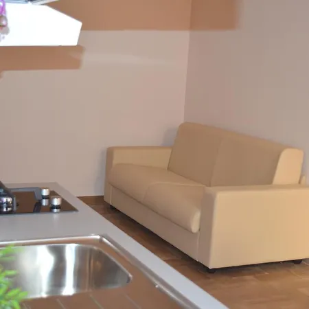 Prestige House Διαμέρισμα Κοράτο